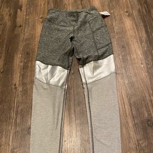 Never been worn gottex leggings